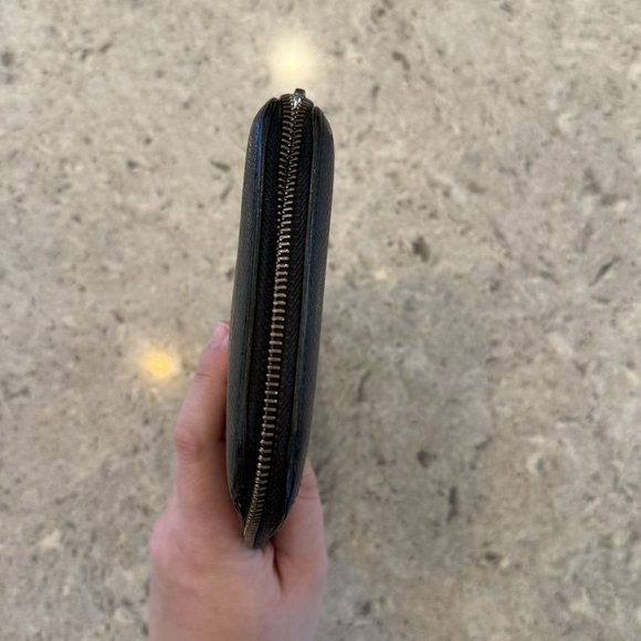 EUC LOUIS VUITTON ATOLL ORGANIZER WALLET BLACK WITH LV BOX - Picture 9 of 11